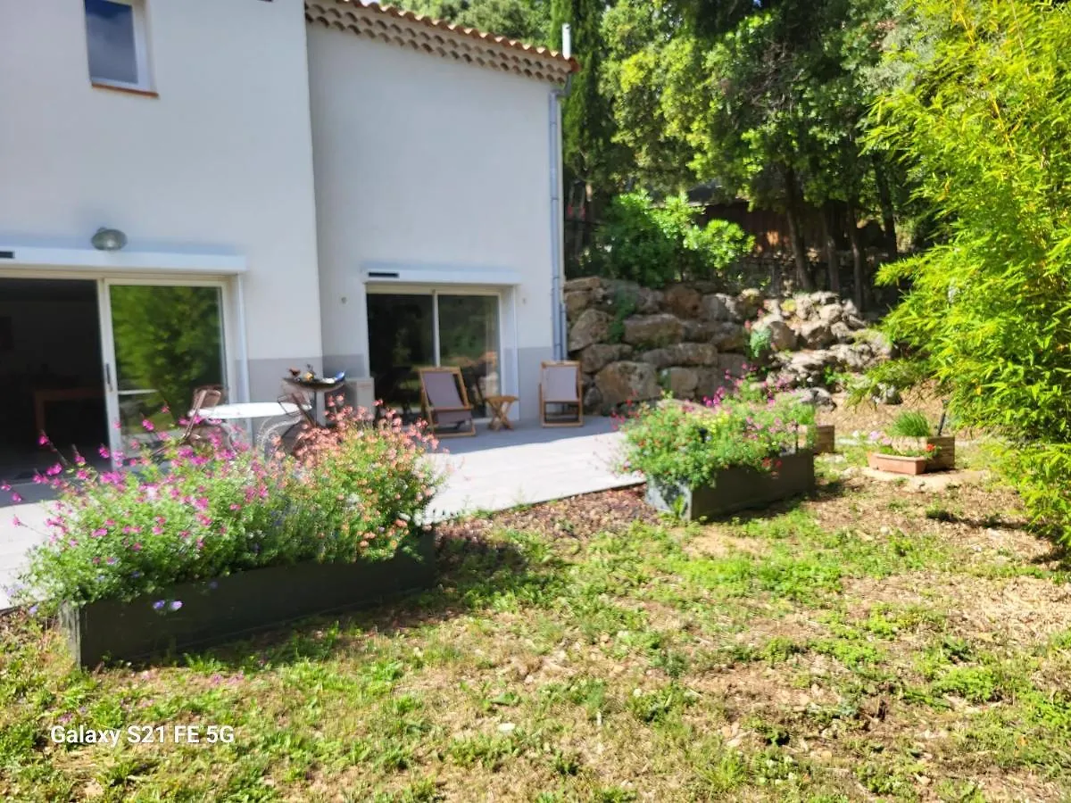 Apartment Un Ecrin De Verdure Et Plus.. Besse-sur-Issole